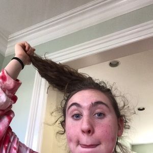 Meet your Posher, Carly